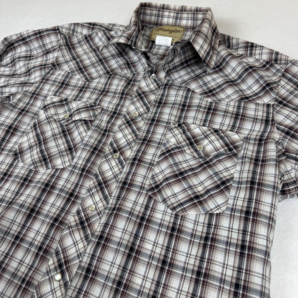 Wrangler Western Fashion Mens Brown Plaid Pearl Snap Short Sleeve Shirt L - Picture 2 of 6